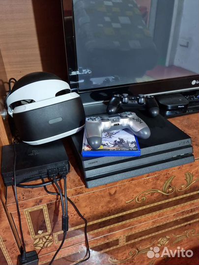 Sony playstation PS4 pro с Playstation VR