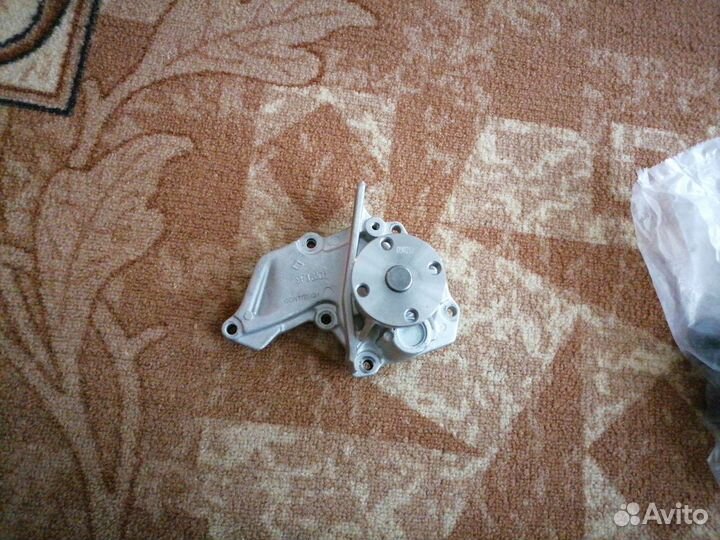 Помпа и ролик ford fusion, fiesta, focus, mazda 2