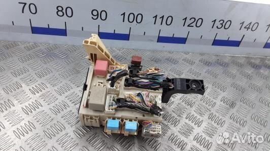 Блок комфорта toyota urban cruiser (1AR01M301)