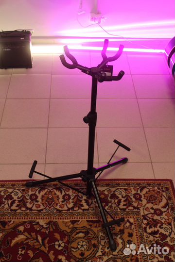 Стойка для 3 гитар Новая