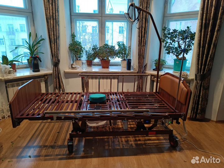 Кровать для леж. больных мет realta 17135, электр