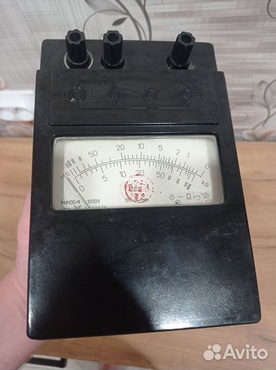 Мегаомметр М4100/3