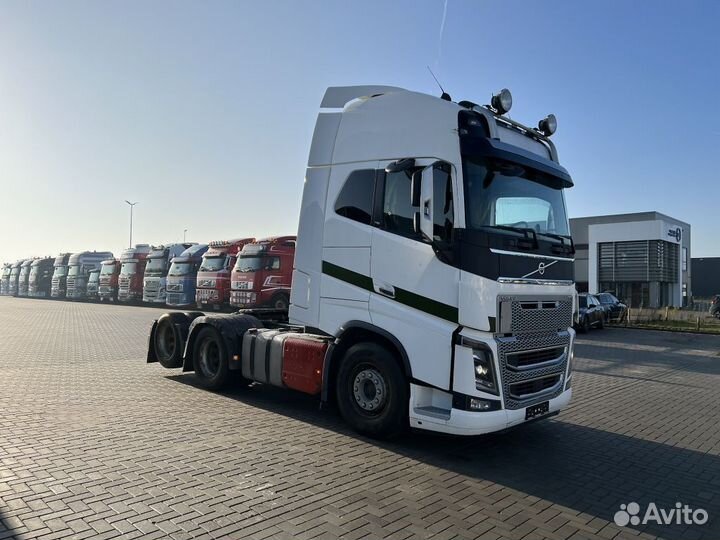 В разборке грузовик Volvo,FH с 2013