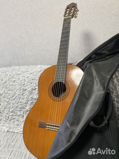 Акустическая гитара yamaha c40
