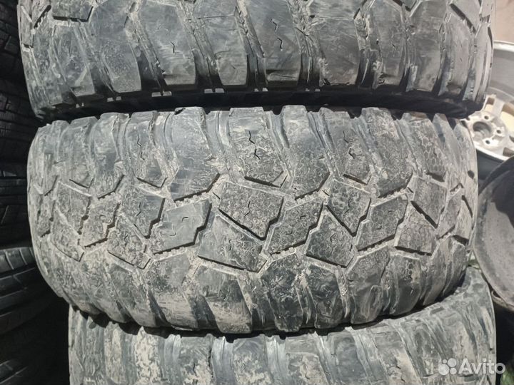 Cooper Discoverer STT Pro 265/90 R17