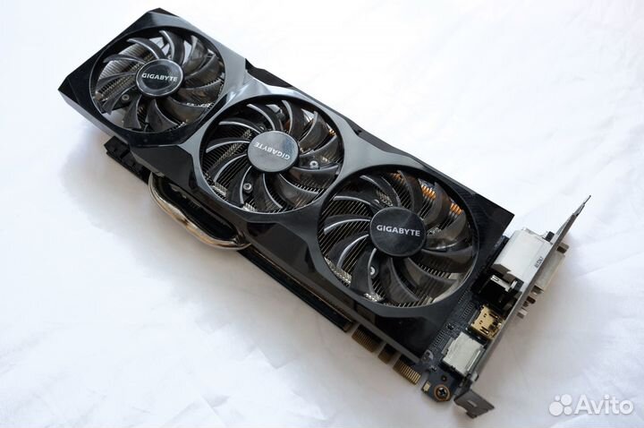Видеокарта GeForce GTX 570, 1,3 гб