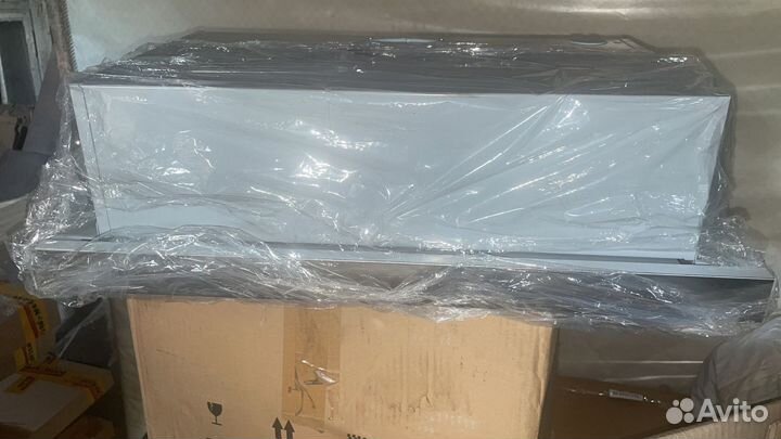 Вытяжка для кухни 60 см новая Faber