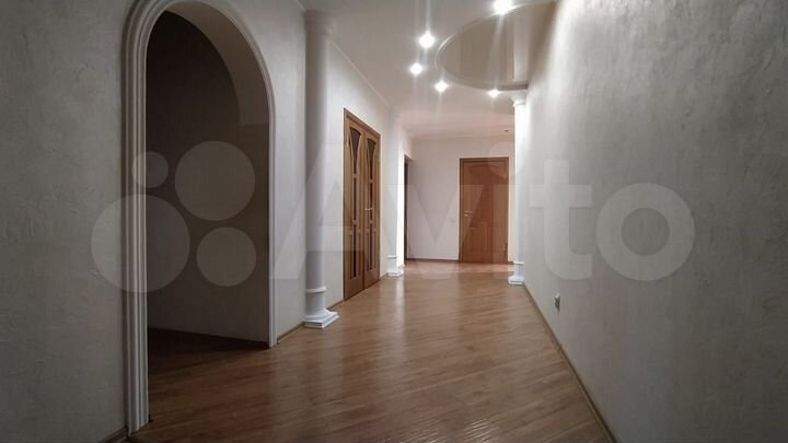 3-к. квартира, 111,6 м², 5/13 эт.