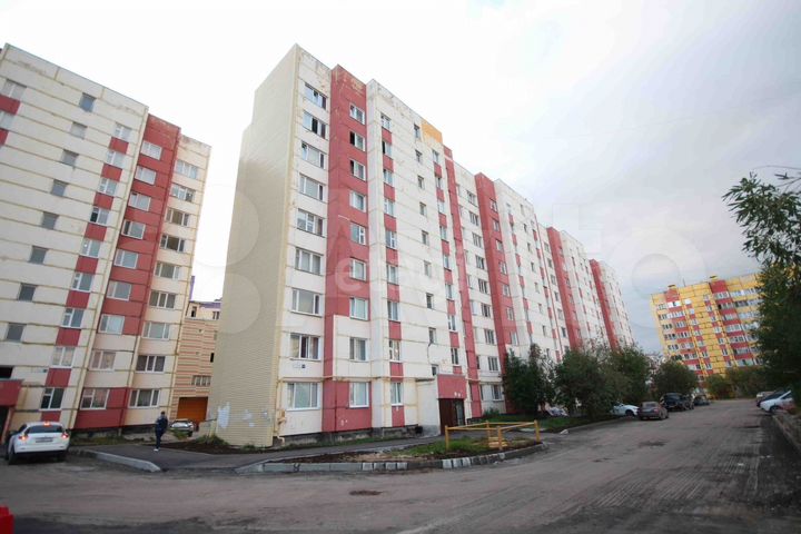 3-к. квартира, 60 м², 4/9 эт.