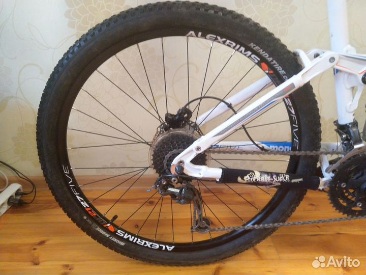 Mongoose salvo comp 27,5