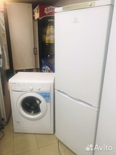 Холодильник indesit