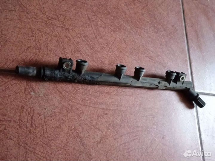 Фиат гранд Пунто рампа топлива