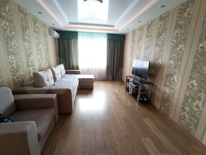 2-к. квартира, 66 м², 5/10 эт.