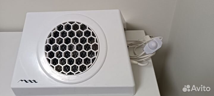 Настольный пылесос для маникюра