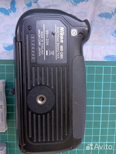 Батарейная ручка для D80/D90 + 3 акб Nikon EN-EL3e