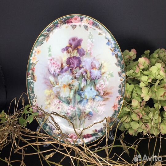 Тарелка коллекционная фарфор Лена Лю