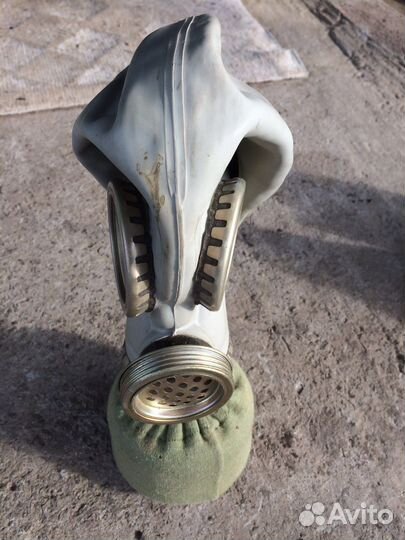 Противогаз