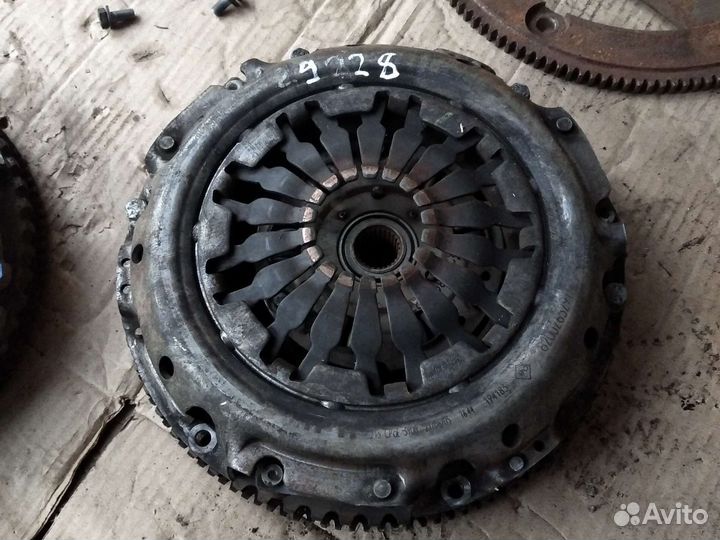 Сцепление renault Grand Scenic Kangoo Laguna