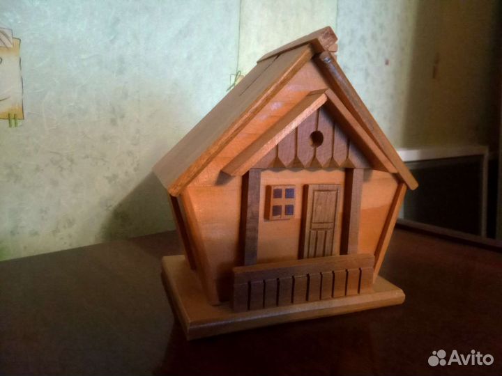 Копилка деревянная