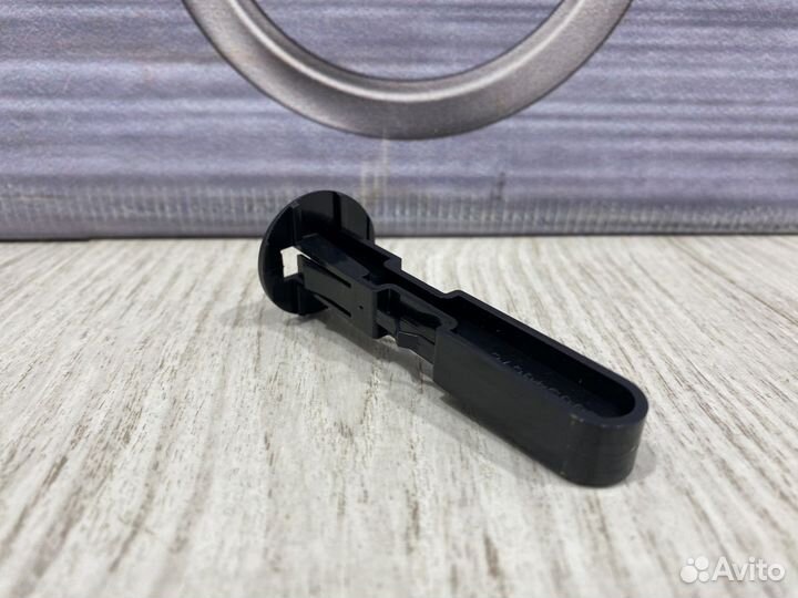 Кронштейн крепление Опора радиатора Renault scenic