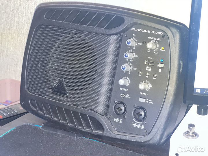 Behringer eurolive b105d