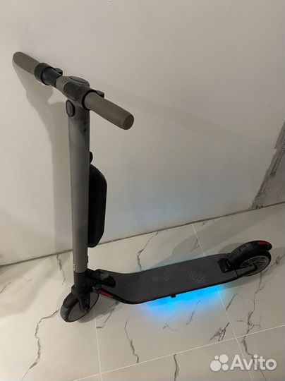 Электросамокат ninebot es4