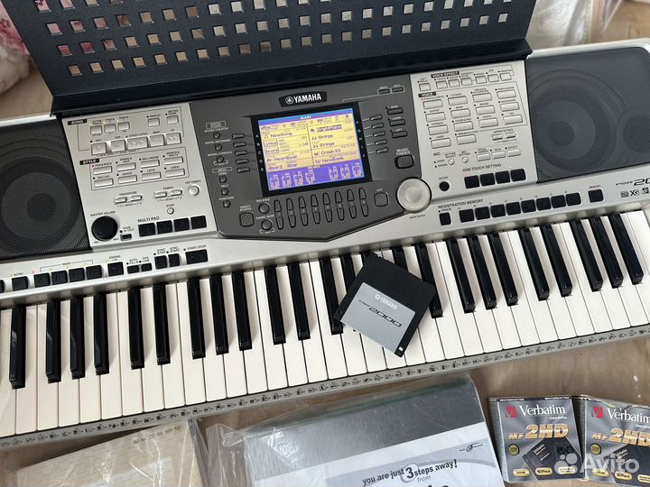 Синтезатор yamaha psr2000