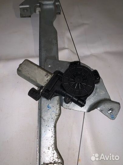 Стеклоподъемник передний левый Renault Duster F4R