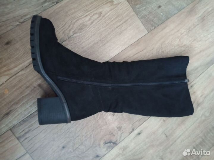 Зимние женские сапоги 38