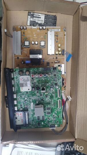 LG 50LF650V в разбор