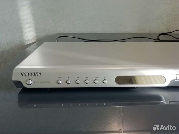DVD плейер samsung