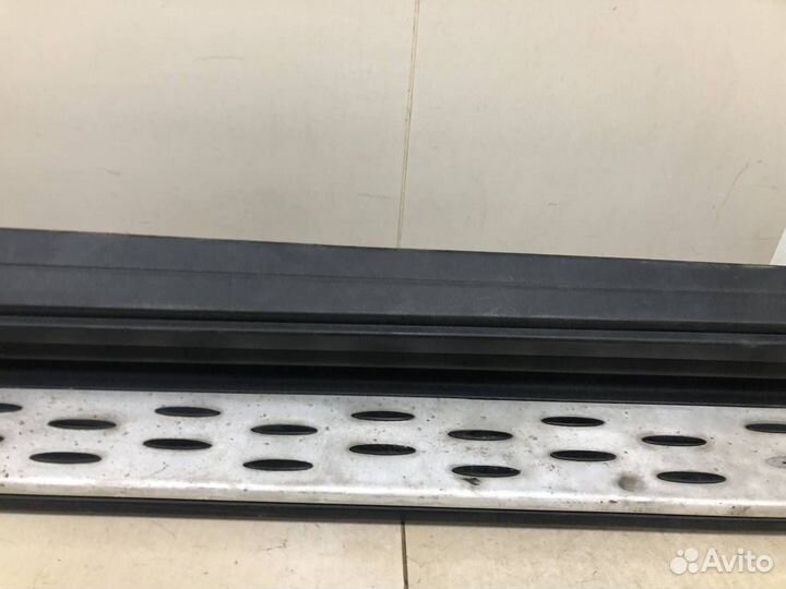 Б/У Подножка A1666980025, A1664401805 mercedes