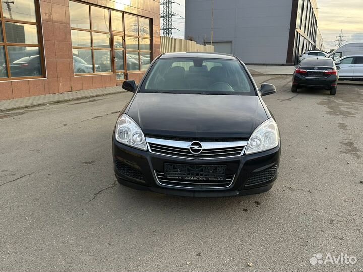 Opel Astra 1.8 AT, 2014, 96 305 км
