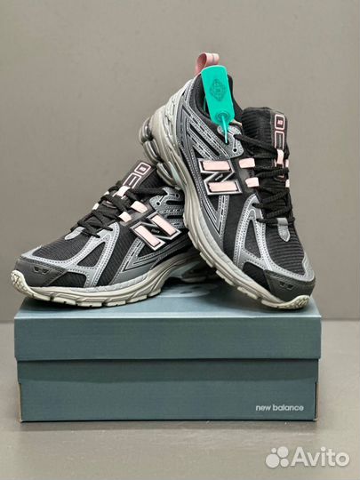 Кроссовки new balance 1906r