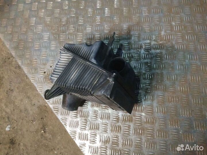 Корпус воздушного фильтра Renault Megan 2 / Рено М