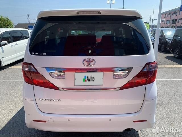 Toyota Alphard, 2010