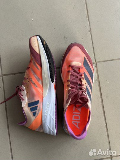 Кроссовки adidas женские