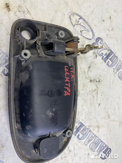 Ручка наружная передней левой двери Opel Sintra