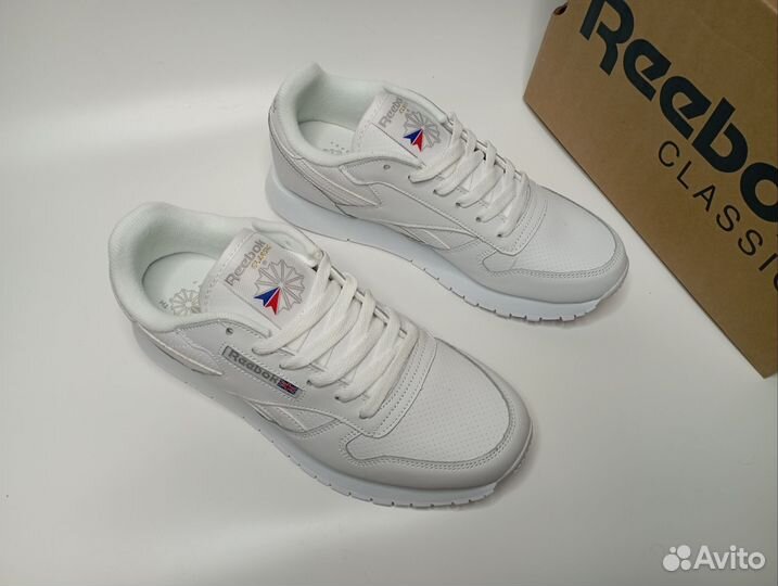 Кроссовки Reebok женские