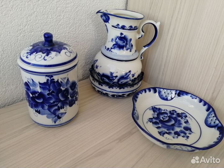 Фарфоровая посуда Гжель