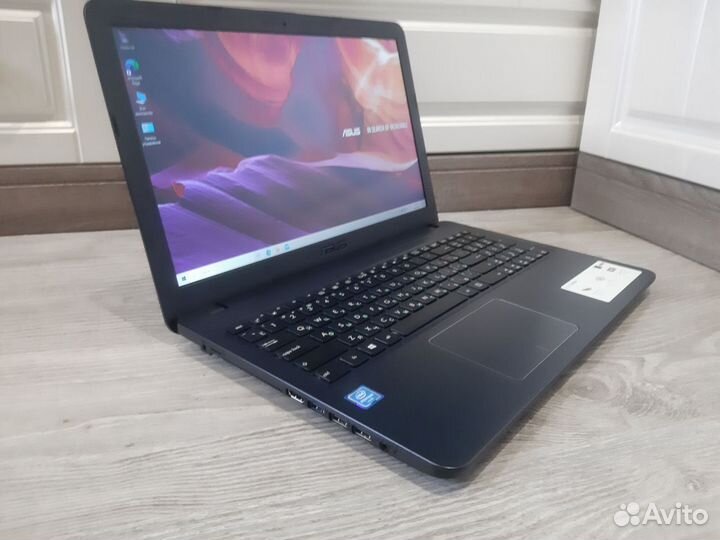 Asus D543M