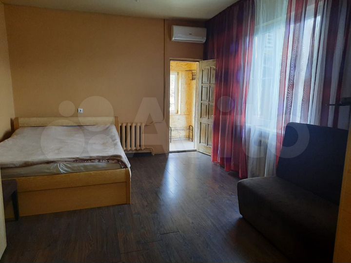 Дом 40 м² на участке 1 сот.