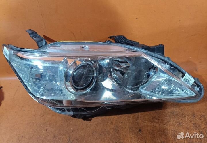 Фара правая оригинал toyota camry v50 2012 год