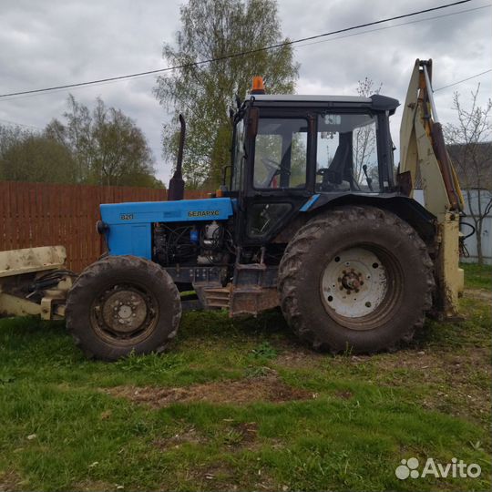 Экскаватор-погрузчик Дорэлектромаш ДЭМ-1142 с поворотным отвалом, 2008