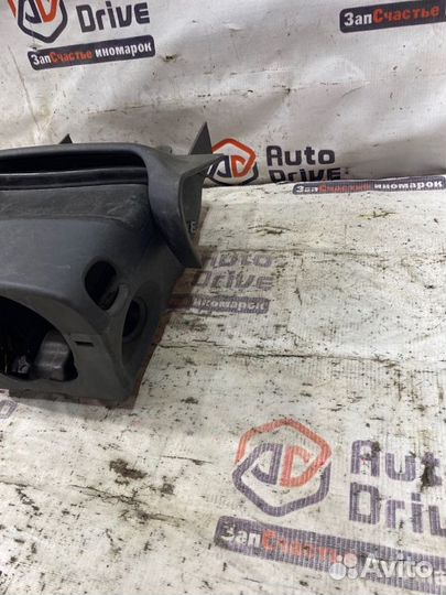 Кожух рулевой колонки Ford Fusion 1 1.4 2008