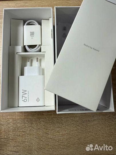 Xiaomi Redmi Note 13 Pro, 12/256 ГБ