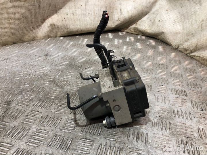 Блок ABS Nissan Teana J32 VQ25DE 2008