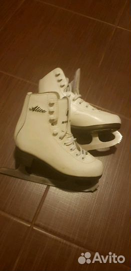 Детские коньки р.29