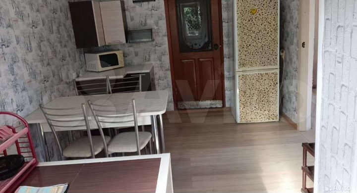 Комната 30 м² в 2-к., 1/2 эт.