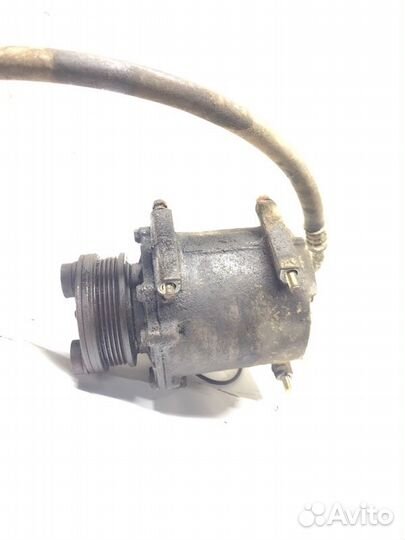 Компрессор кондиционера Mitsubishi Lancer